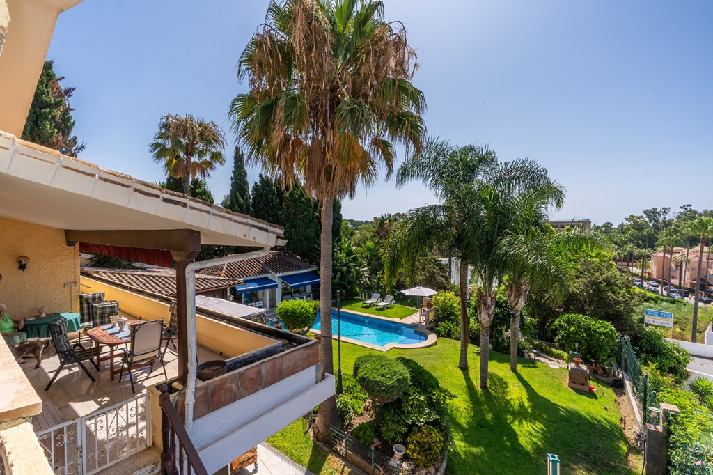 Detached Villa for sale in Marbesa | 6 bedrooms H5111866
