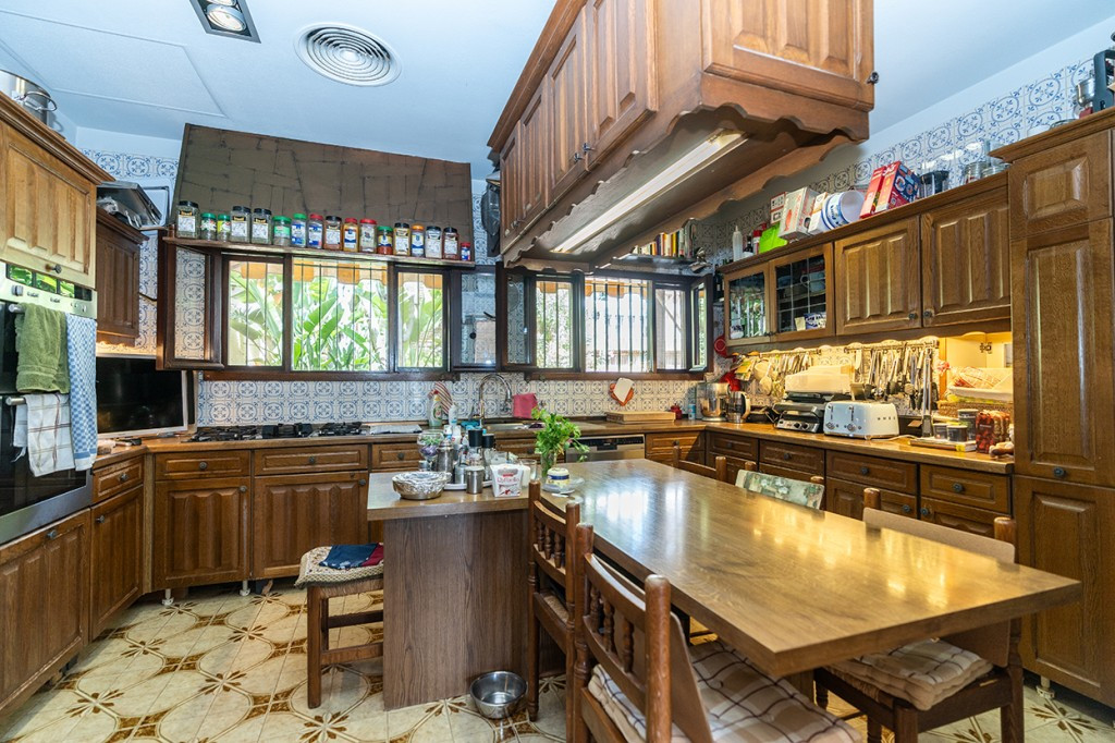 Detached Villa for sale in Marbesa | 6 bedrooms H5111866