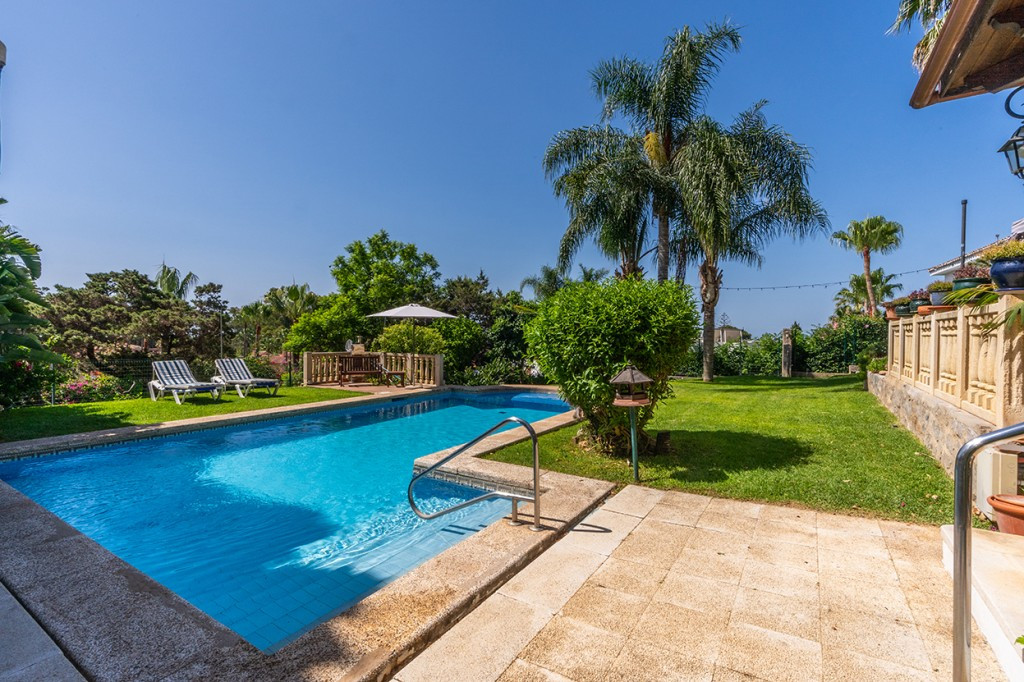 Detached Villa for sale in Marbesa | 6 bedrooms H5111866