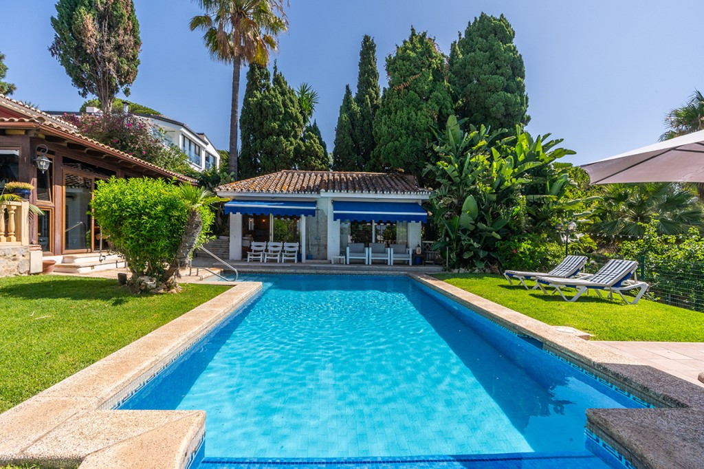 Detached Villa for sale in Marbesa | 6 bedrooms H5111866