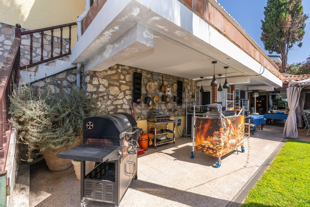 Detached Villa for sale in Marbesa | 6 bedrooms H5111866