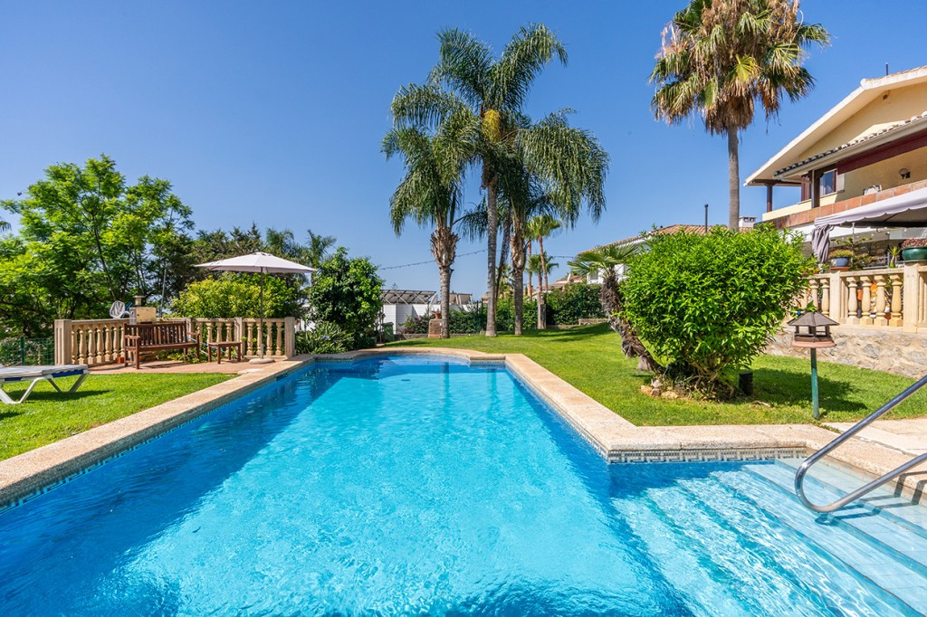 Detached Villa for sale in Marbesa | 6 bedrooms H5111866