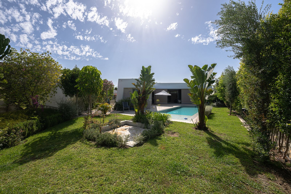 Huis te koop in Marbesa | 6 slaapkamers H5123764