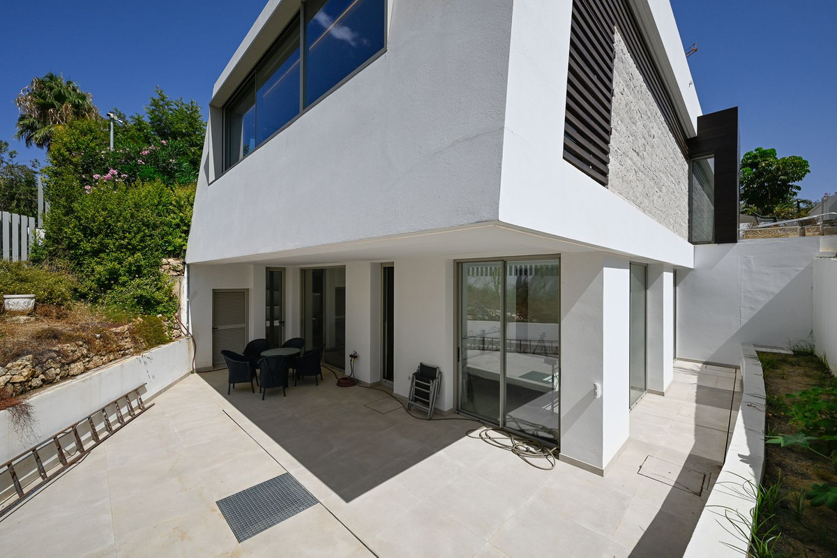 Huis te koop in Marbesa | 6 slaapkamers H5123764
