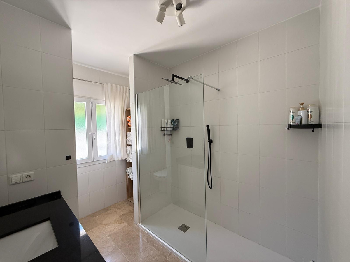 Huis te koop in Marbesa | 4 slaapkamers H5137579