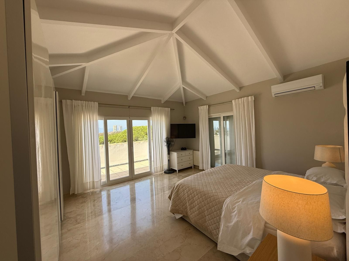 Huis te koop in Marbesa | 4 slaapkamers H5137579