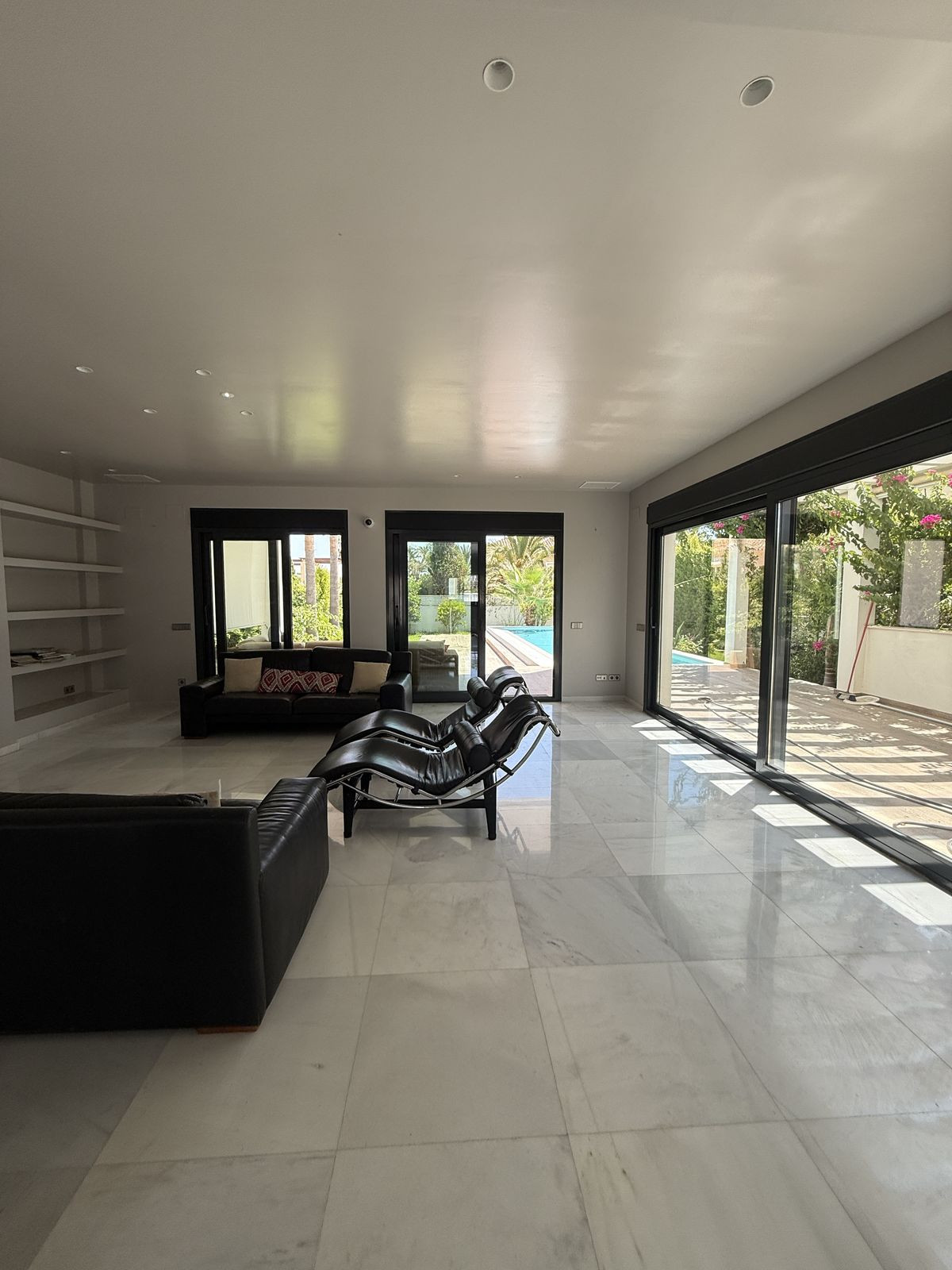 Huis te koop in Marbesa | 5 slaapkamers H5148190