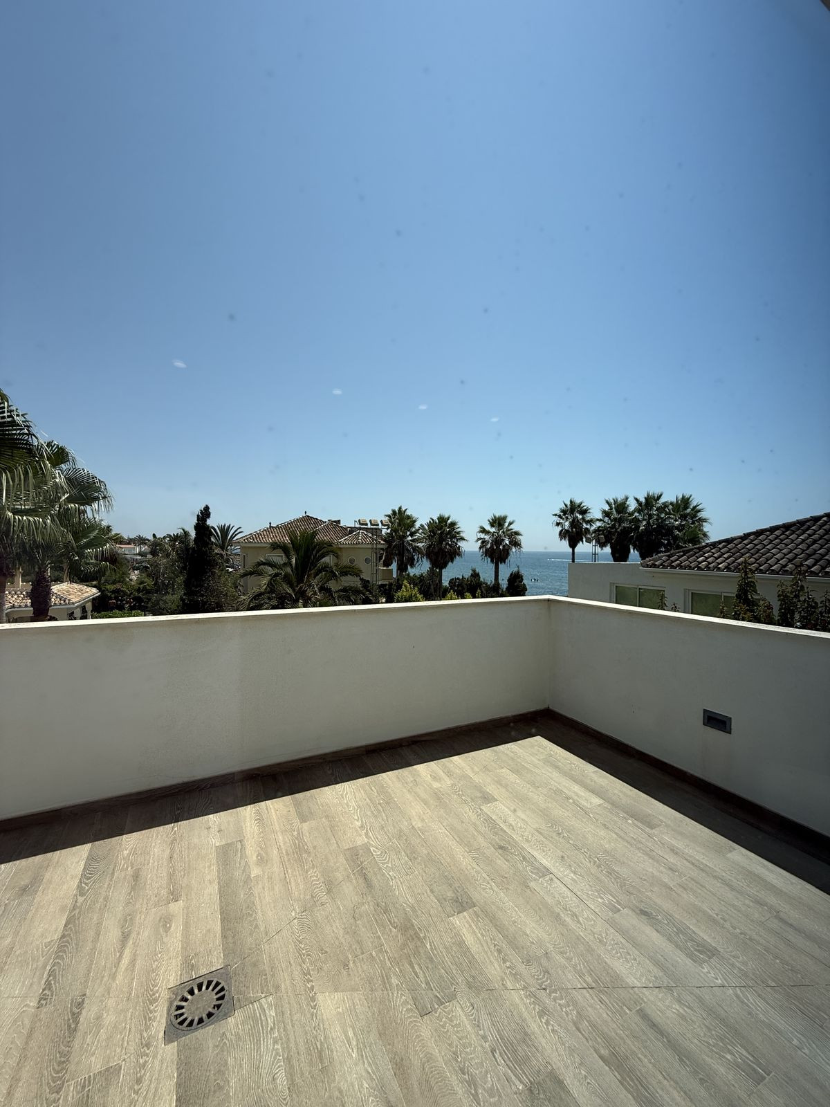 Huis te koop in Marbesa | 5 slaapkamers H5148190