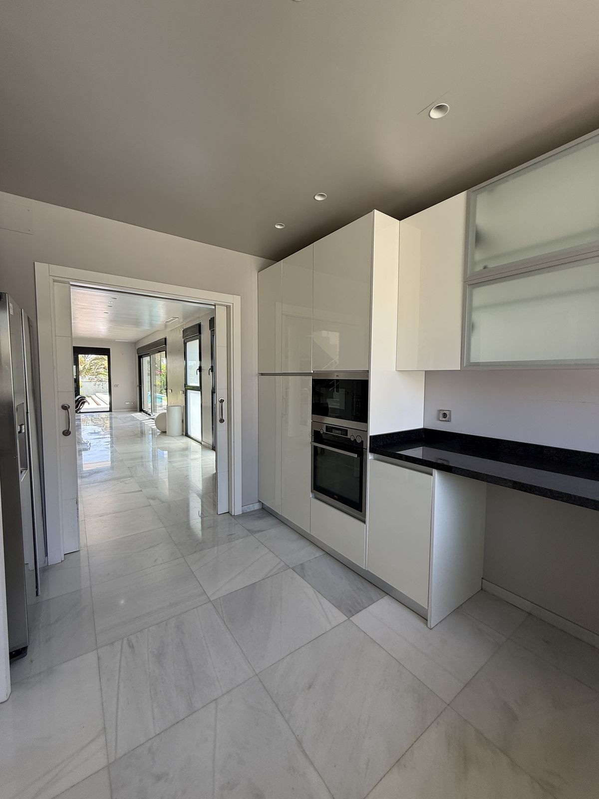 Huis te koop in Marbesa | 5 slaapkamers H5148190