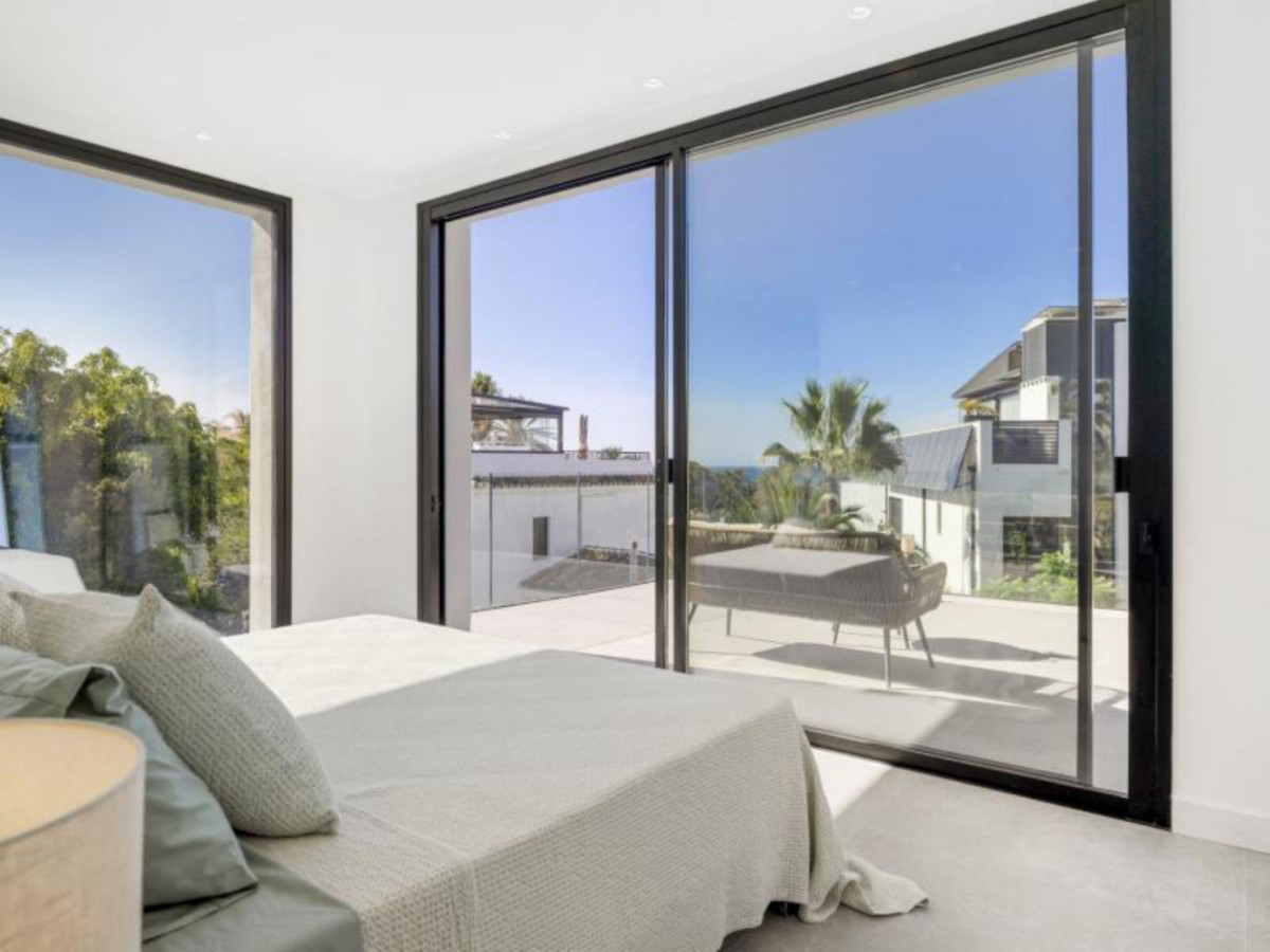 Huis te koop in Marbesa | 5 slaapkamers H5186248