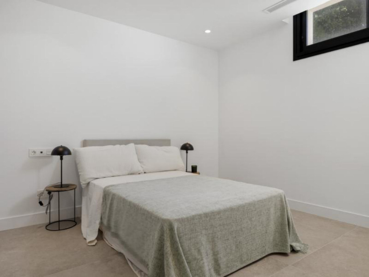 Huis te koop in Marbesa | 5 slaapkamers H5186248