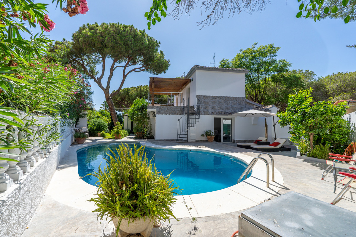Huis te koop in Marbesa | 4 slaapkamers H5197222