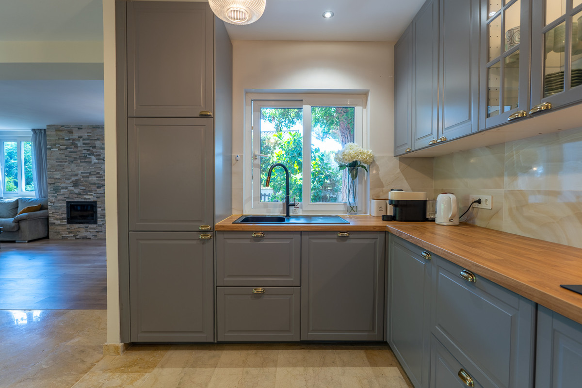 Huis te koop in Marbesa | 4 slaapkamers H5197222