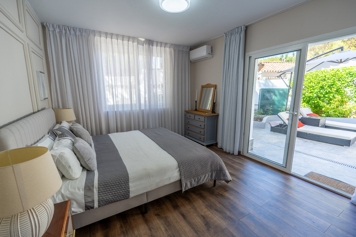 Huis te koop in Marbesa | 4 slaapkamers H5197222