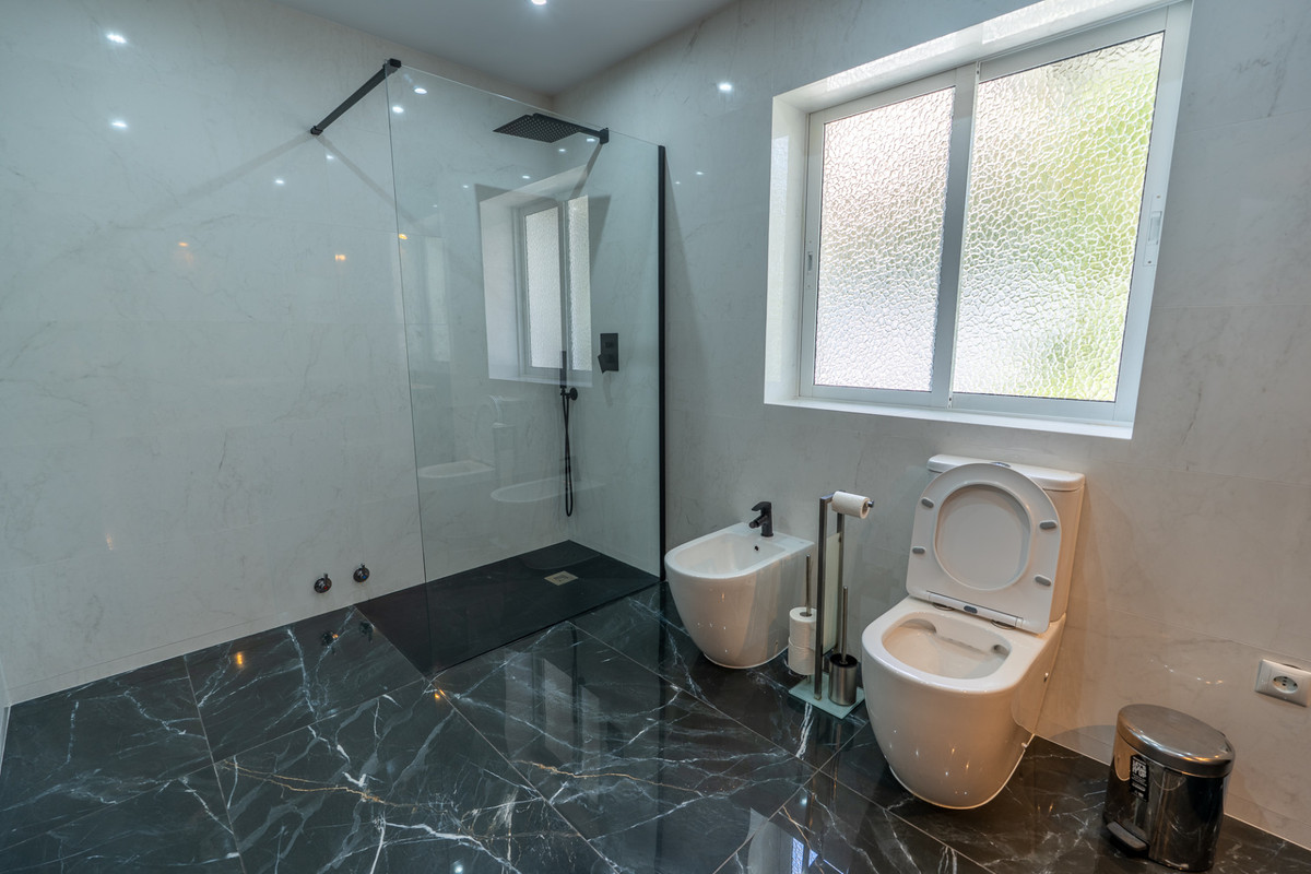 Huis te koop in Marbesa | 4 slaapkamers H5197222