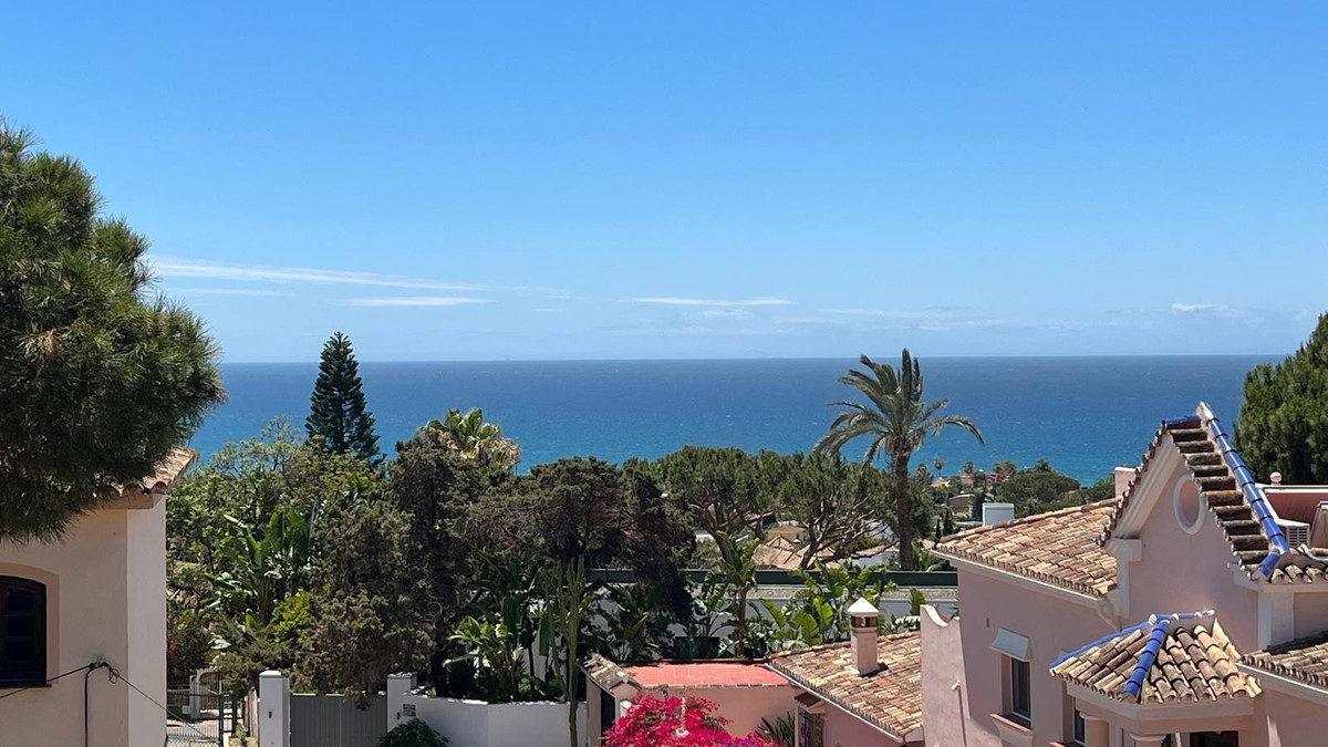 Huis te koop in Marbesa | 4 slaapkamers H5197222