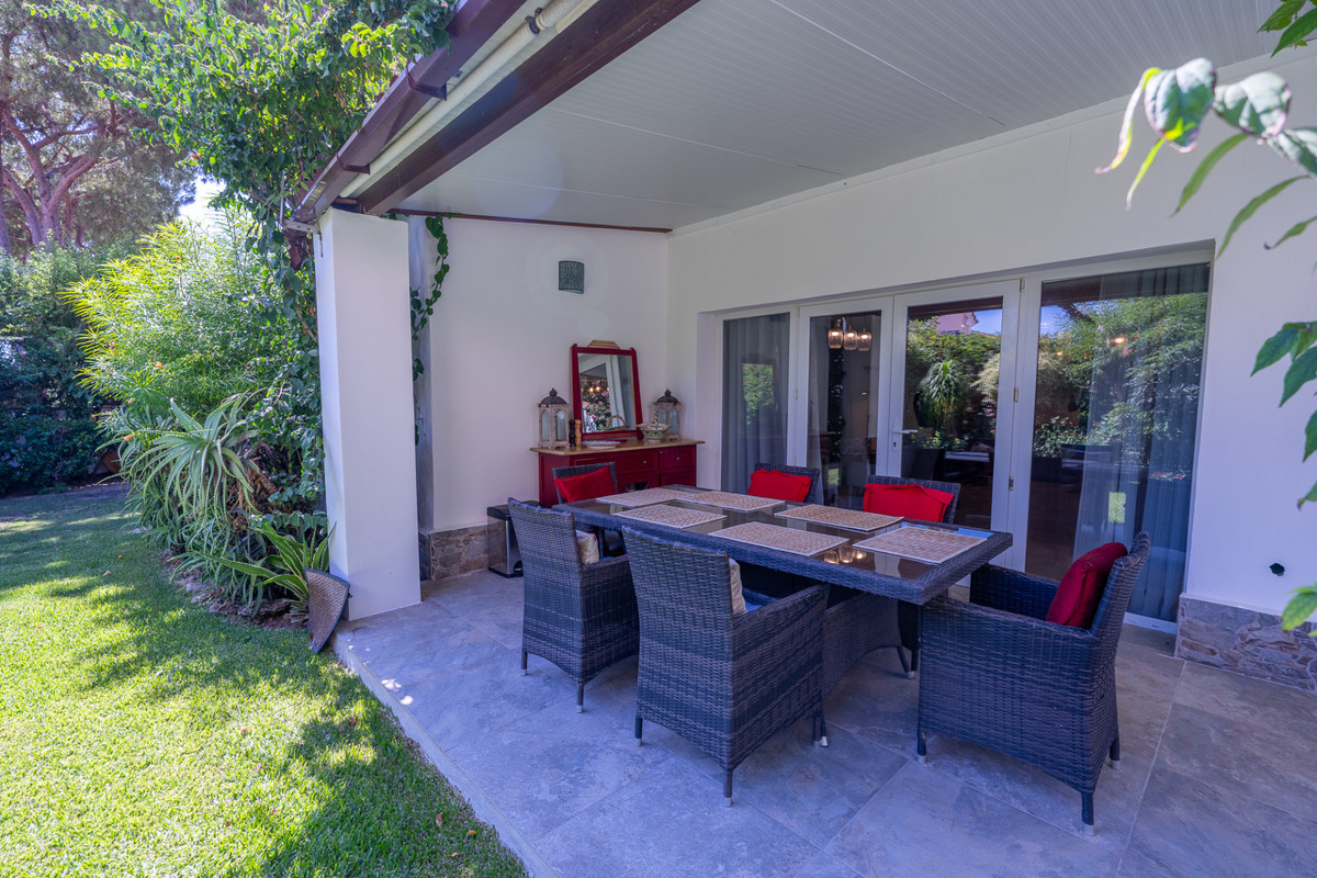 Huis te koop in Marbesa | 4 slaapkamers H5197222