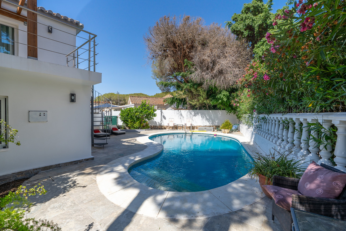 Huis te koop in Marbesa | 4 slaapkamers H5197222