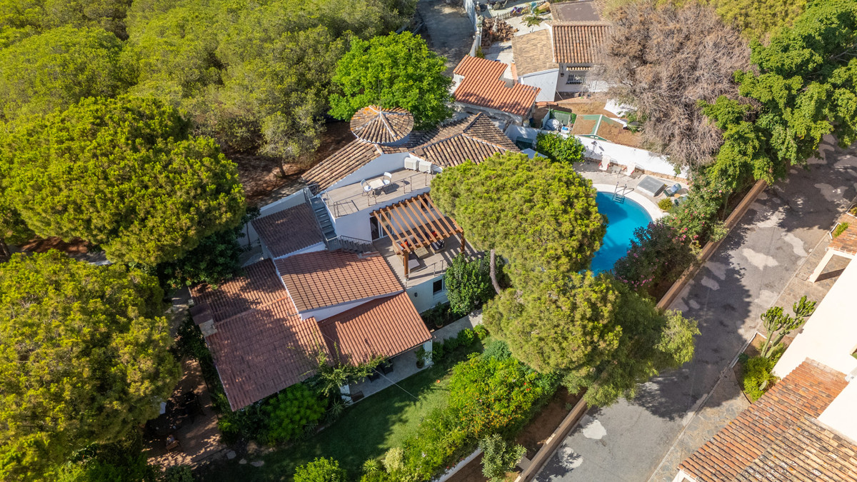 Huis te koop in Marbesa | 4 slaapkamers H5197222