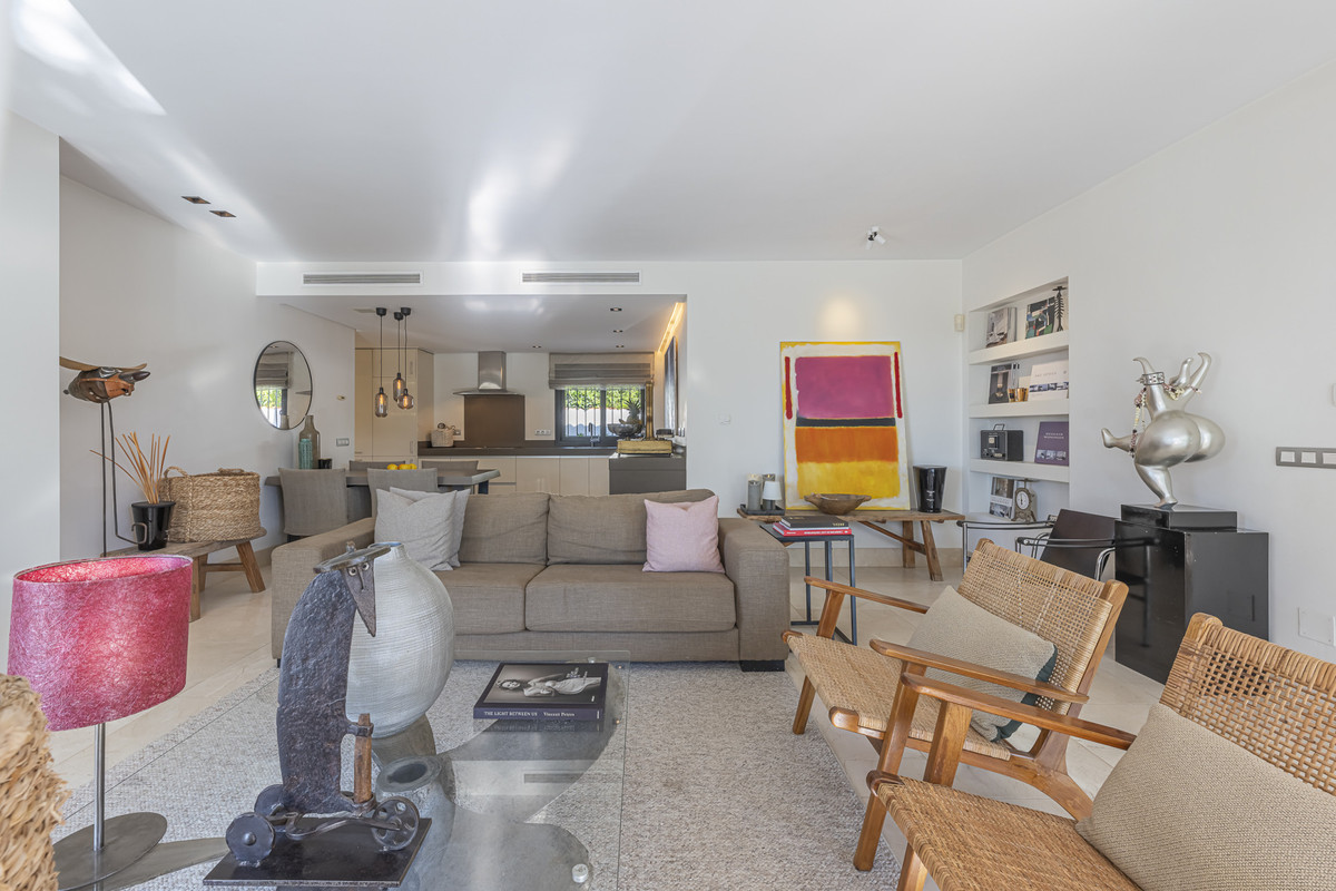 Huis te koop in Marbesa | 3 slaapkamers H5230699