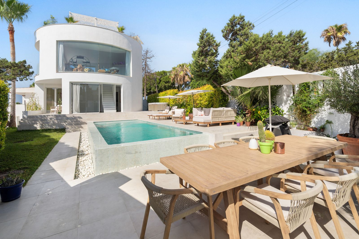 Huis te koop in Marbesa | 3 slaapkamers H5237476