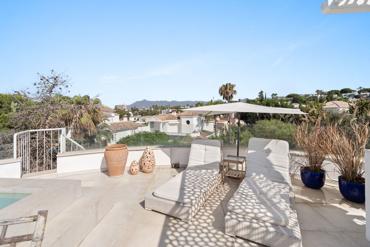 Huis te koop in Marbesa | 3 slaapkamers H5237476