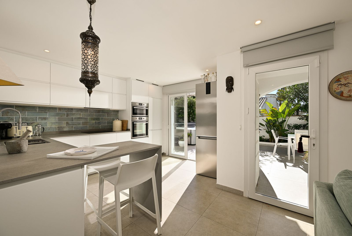 Huis te koop in Marbesa | 2 slaapkamers H5241862