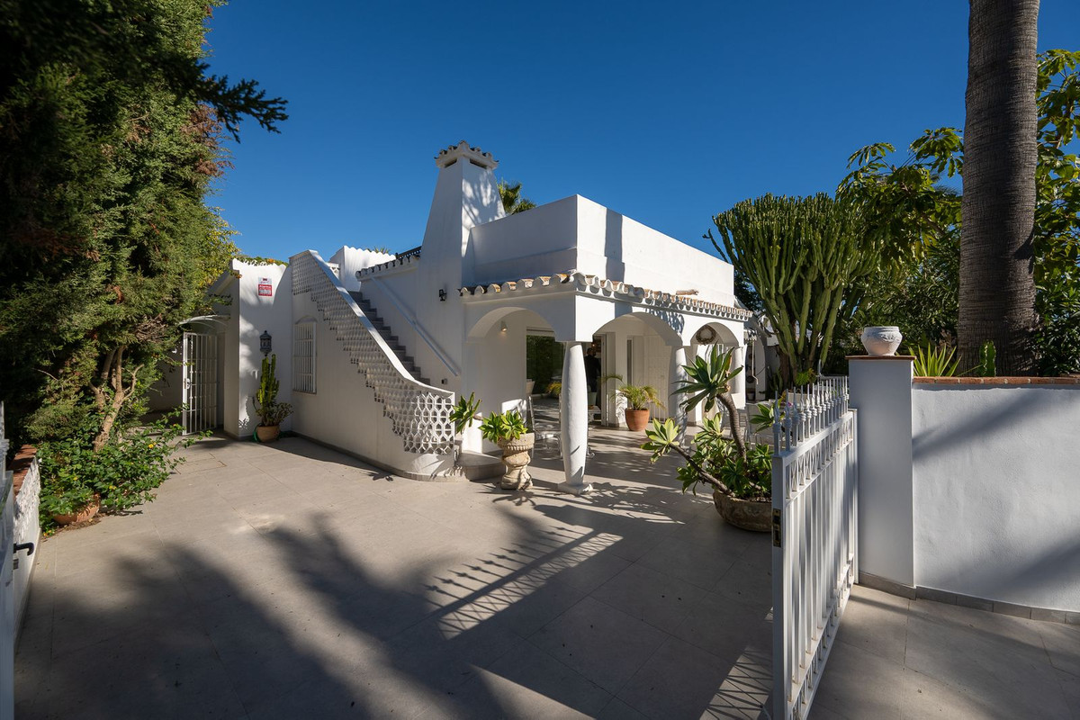 Huis te koop in Marbesa | 2 slaapkamers H5241862