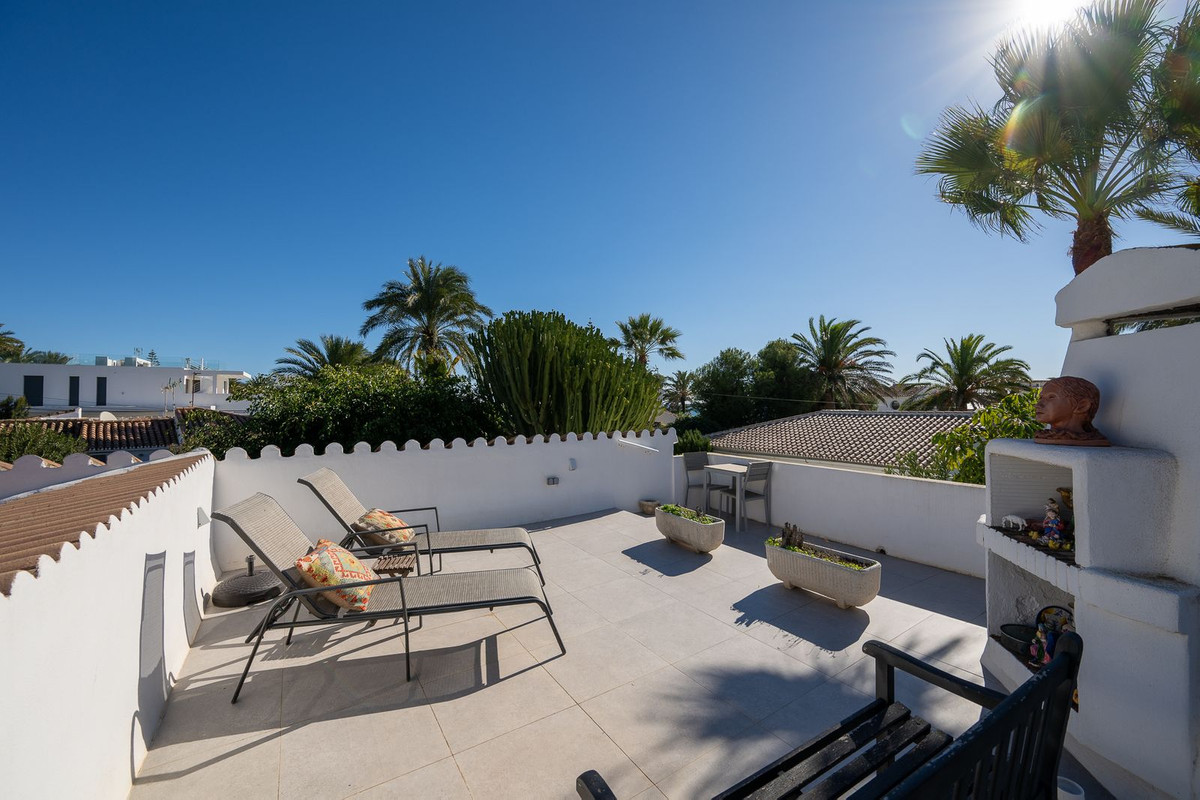 Huis te koop in Marbesa | 2 slaapkamers H5241862