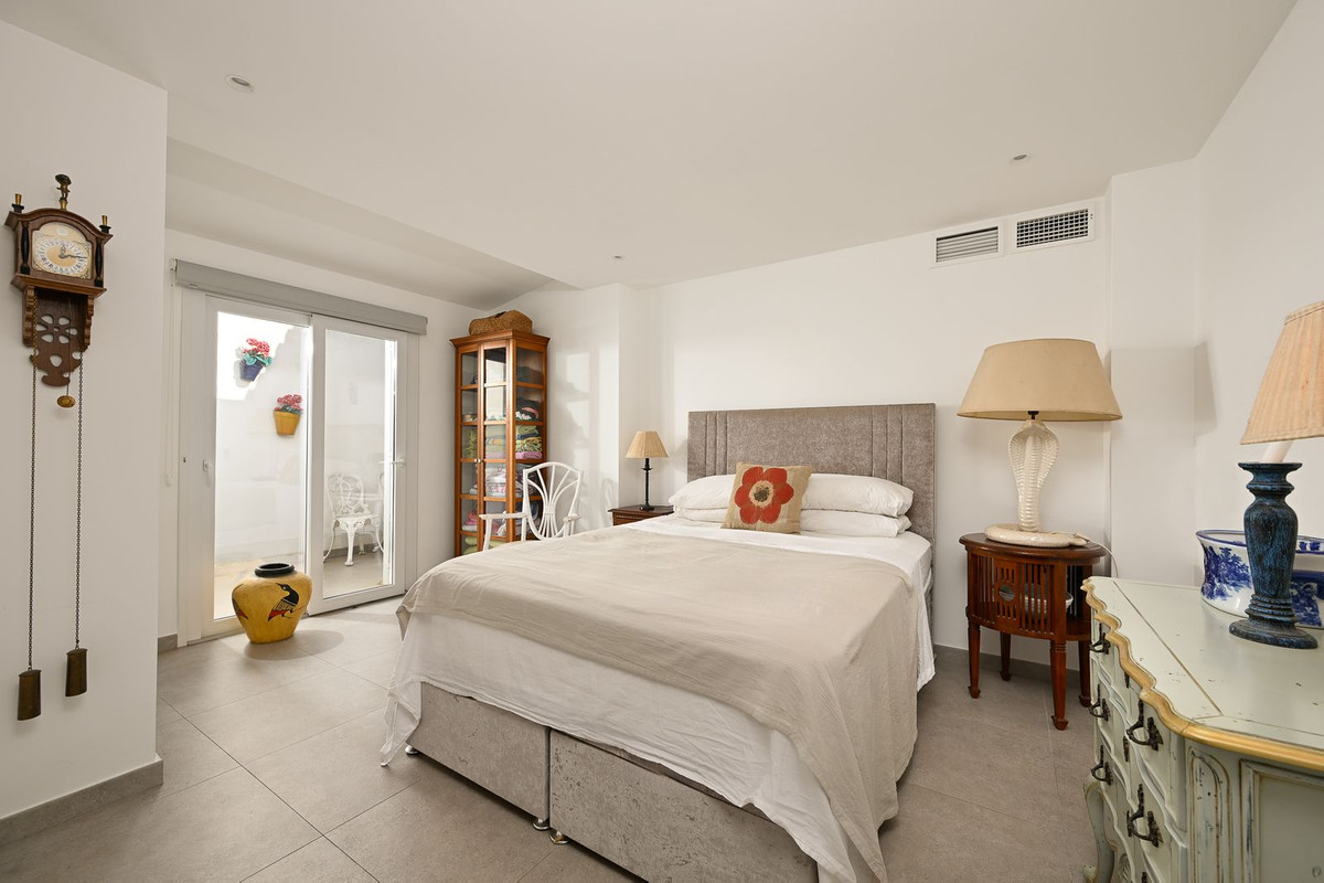 Huis te koop in Marbesa | 2 slaapkamers H5241862