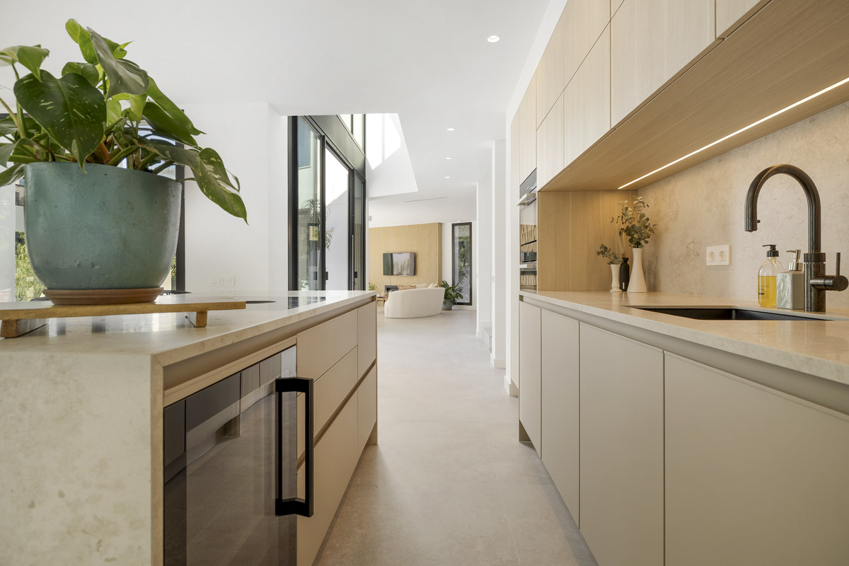 Huis te koop in Marbesa | 5 slaapkamers H5245474