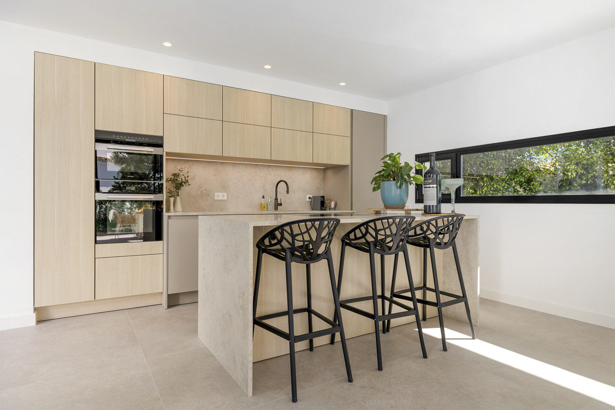 Huis te koop in Marbesa | 5 slaapkamers H5245474