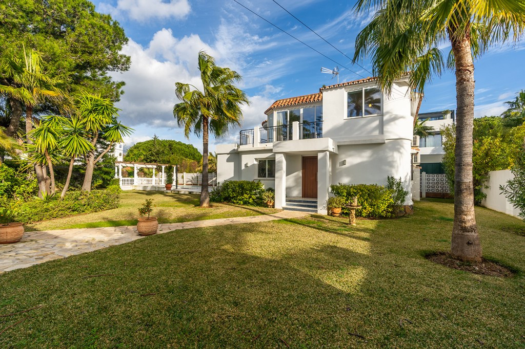 Huis te koop in Marbesa | 4 slaapkamers H5297731