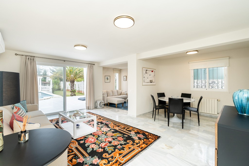 Huis te koop in Marbesa | 4 slaapkamers H5297731