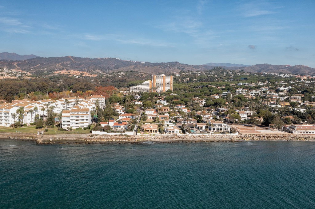 Huis te koop in Marbesa | 4 slaapkamers H5297731