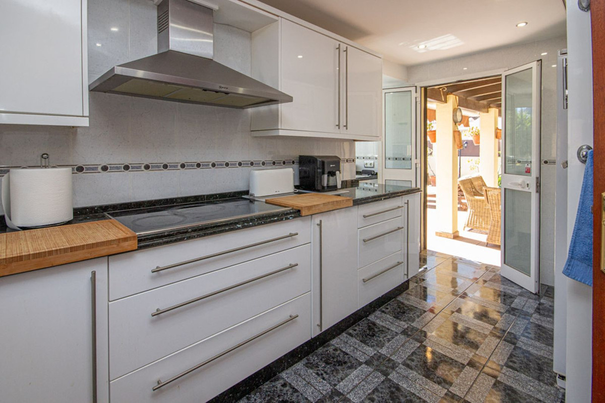 Huis te koop in Marbesa | 3 slaapkamers H5346010