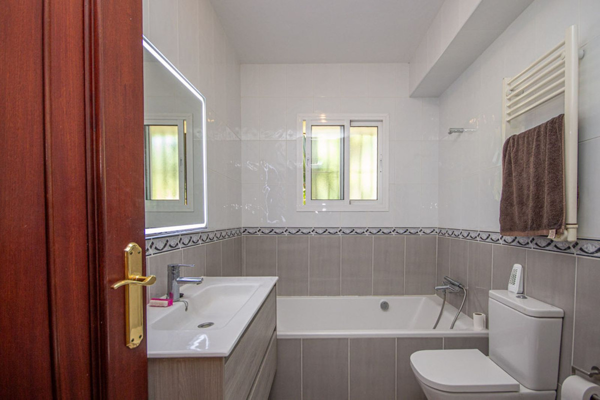 Huis te koop in Marbesa | 3 slaapkamers H5346010