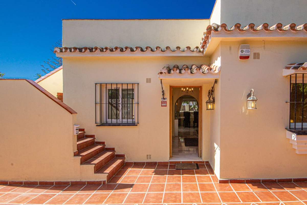 Huis te koop in Marbesa | 3 slaapkamers H5346010