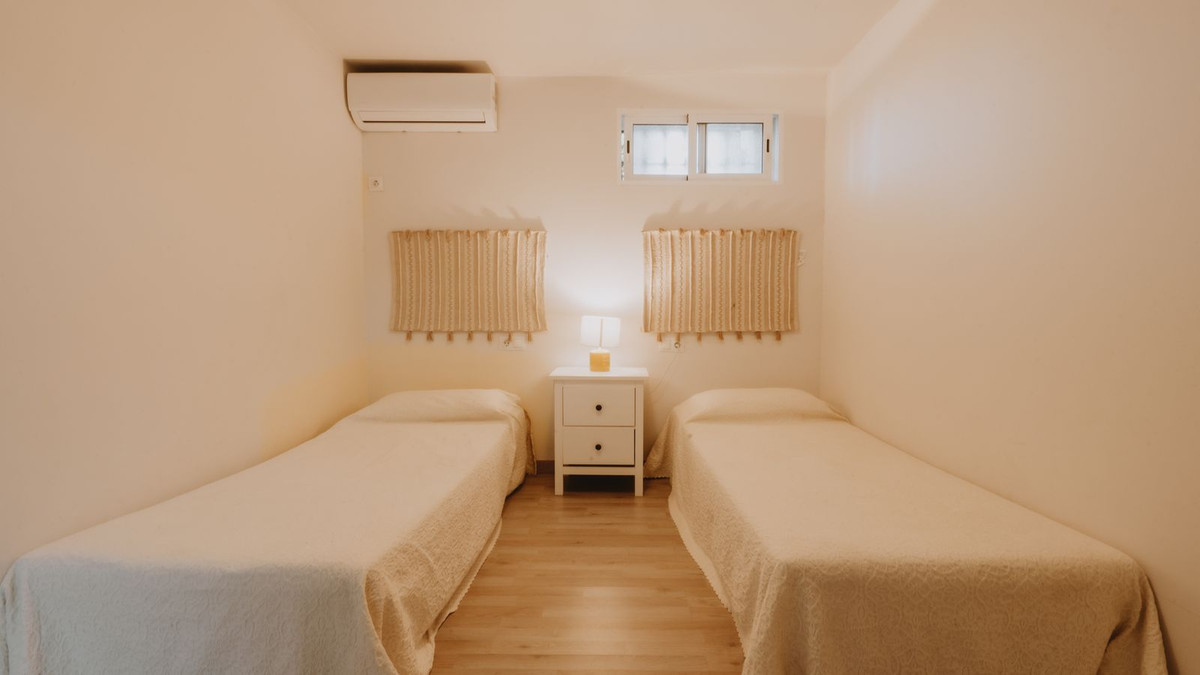 Huis te koop in Marbesa | 6 slaapkamers H5347978