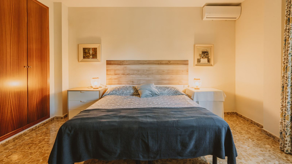 Huis te koop in Marbesa | 6 slaapkamers H5347978