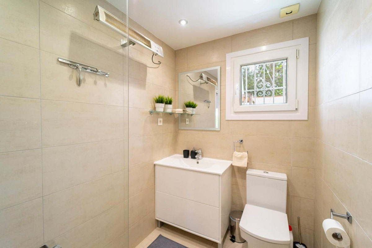 Huis te koop in Marbesa | 4 slaapkamers H5350501