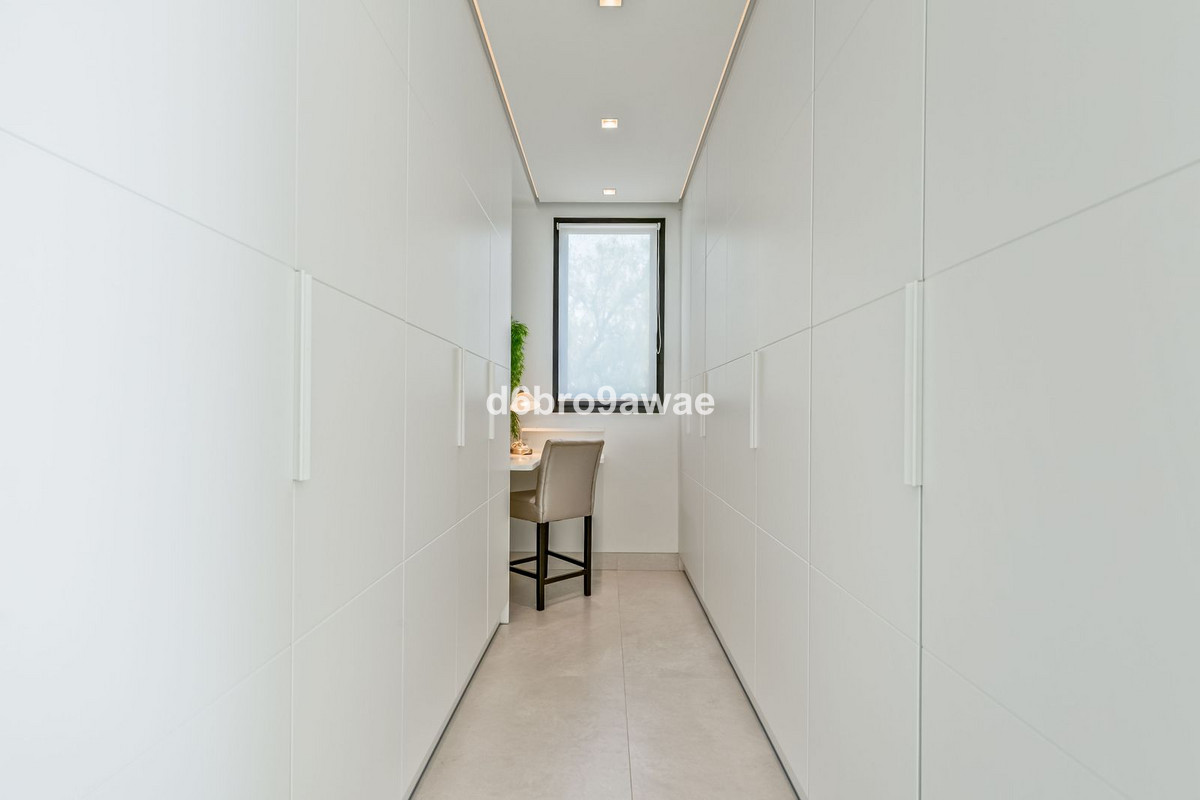 Property main view 40