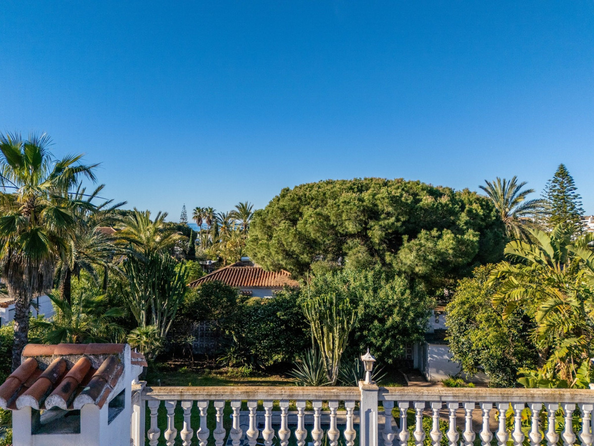 Huis te koop in Marbesa | 4 slaapkamers H5410237