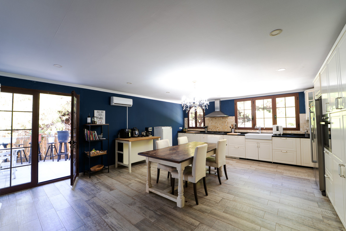 Property main view 33