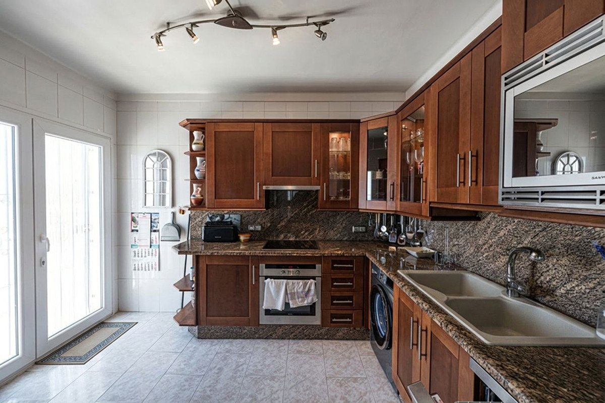 Property main view 40