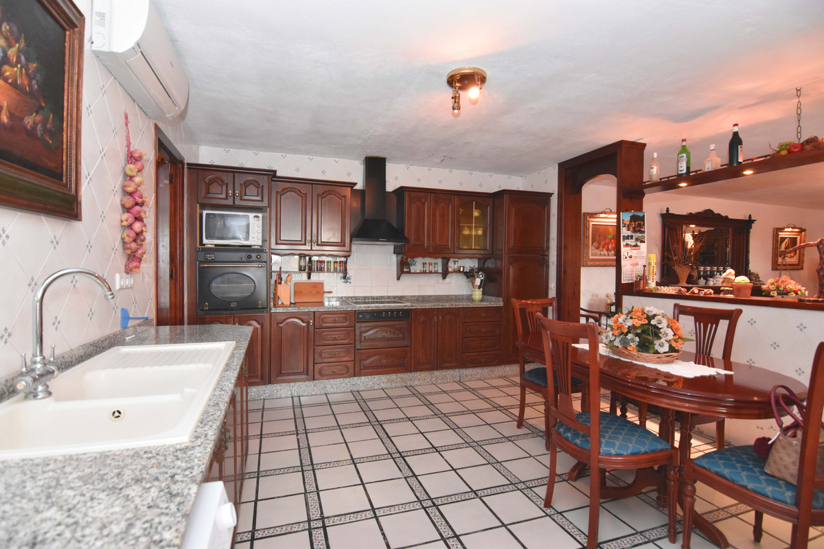 Property main view 36