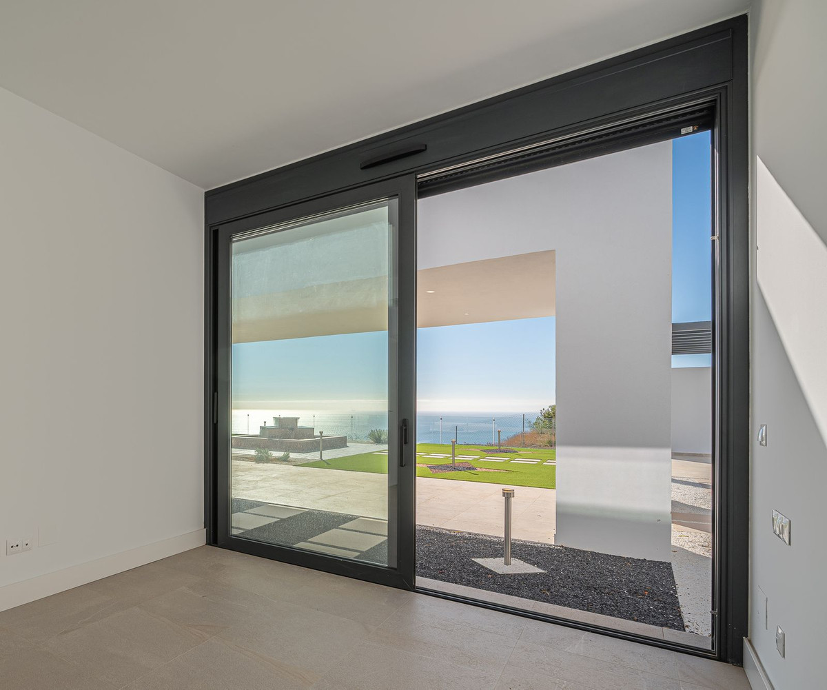 Property main view 32