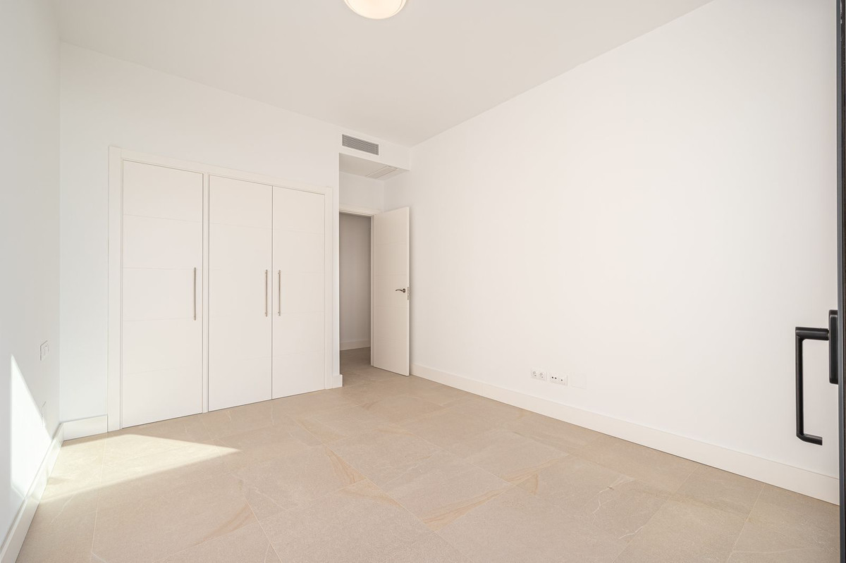 Property main view 33