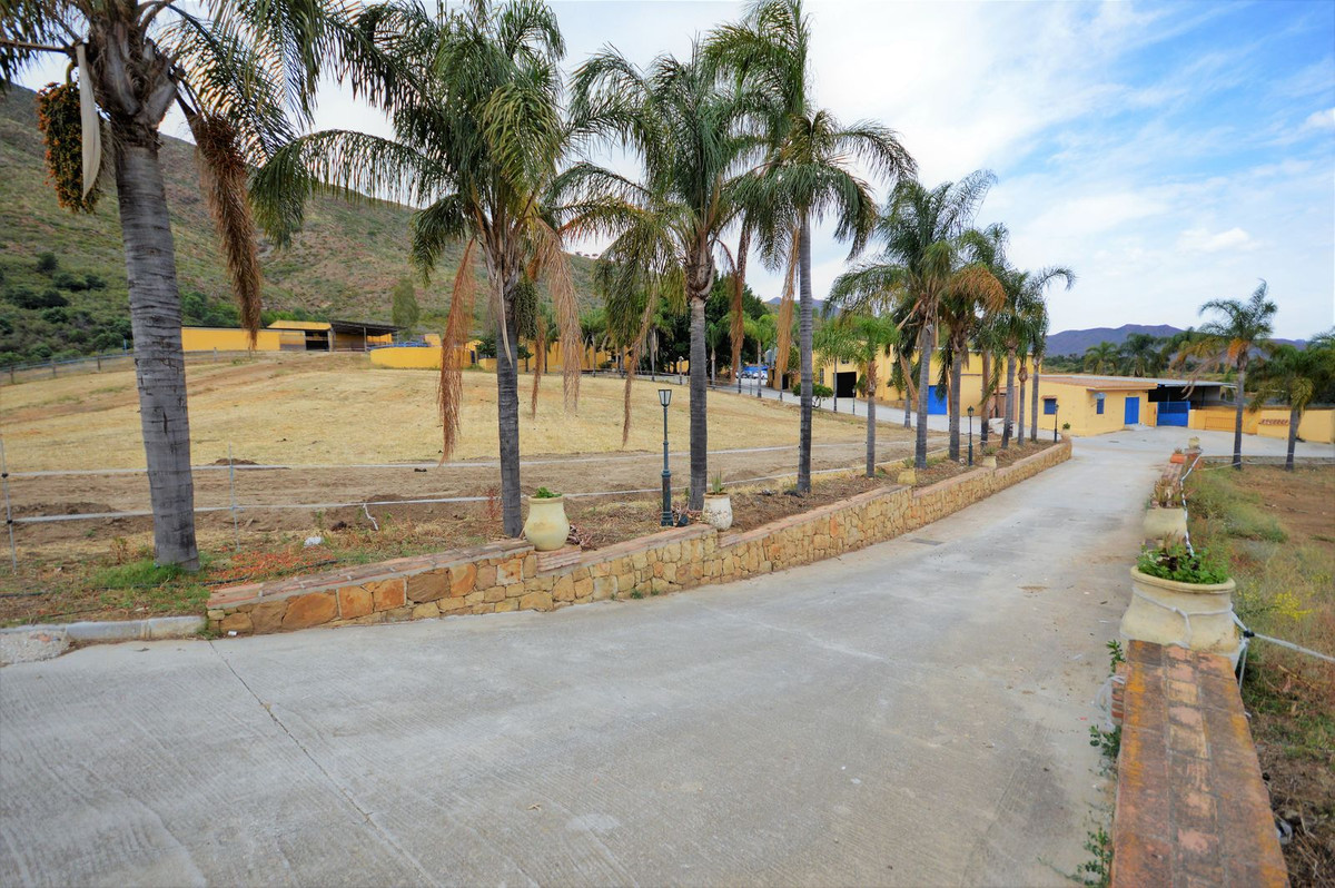 Property main view 36