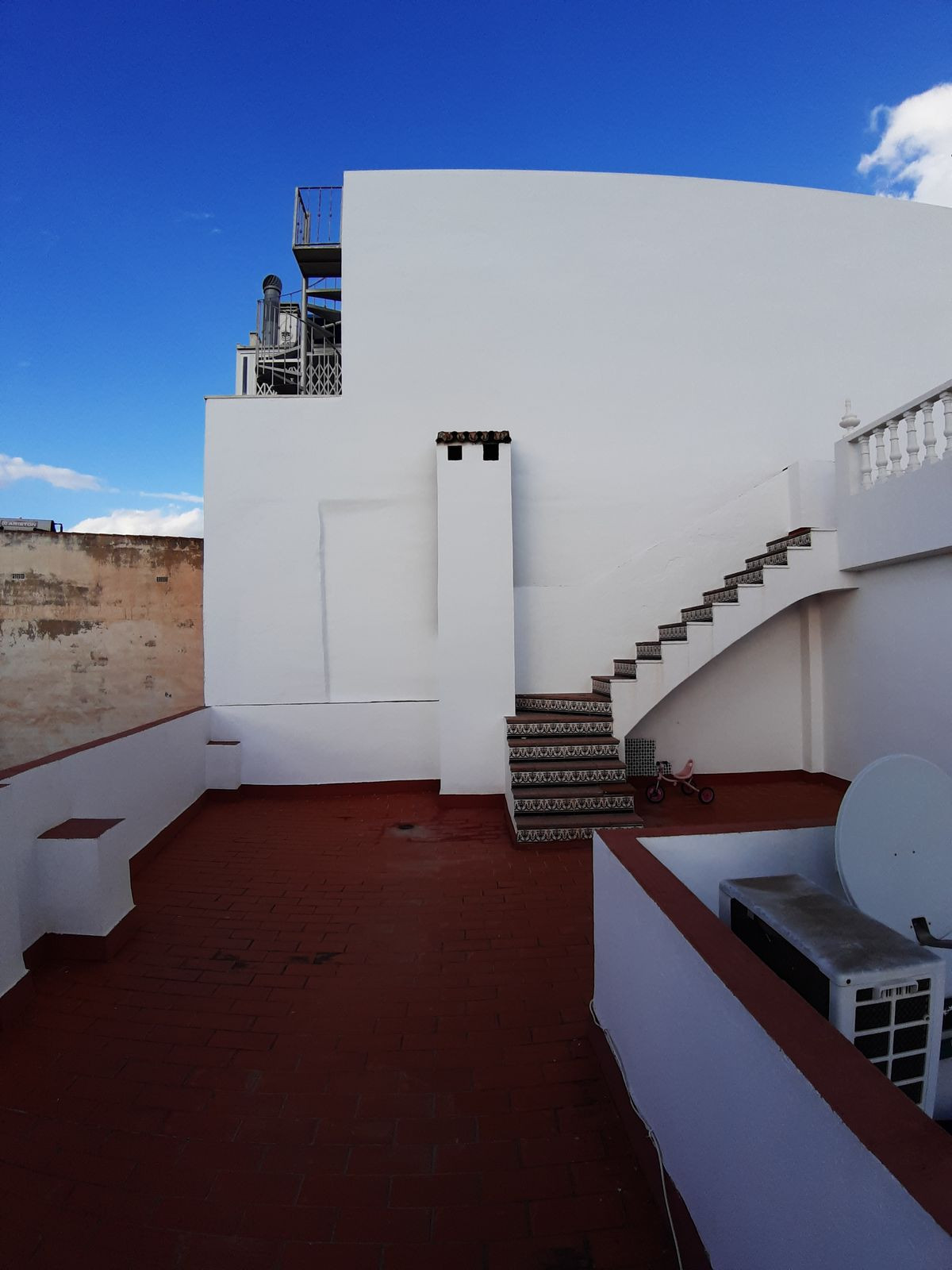 Property main view 40